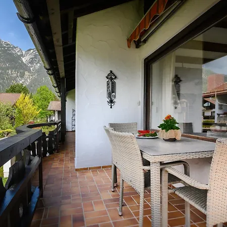 Alpenfeuer Apartment *